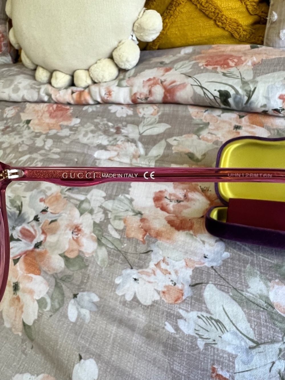 Gucci Transparent Pink Round Sunglasses - Picture 5 of 5